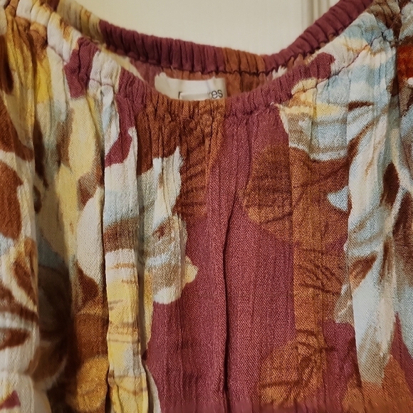 Maurices Mauve Floral Puff-Sleeve Peasant Blouse - Picture 6 of 7